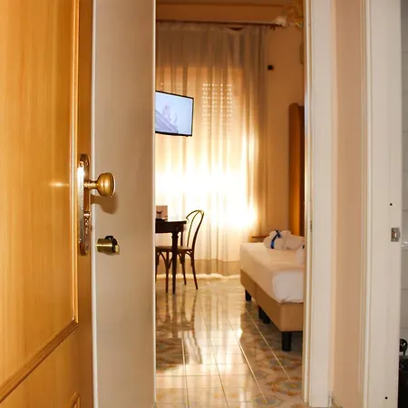 Amleto Hotel 4*