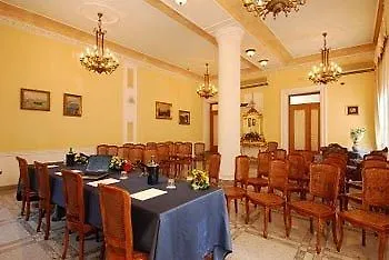 Amleto Hotel 4*